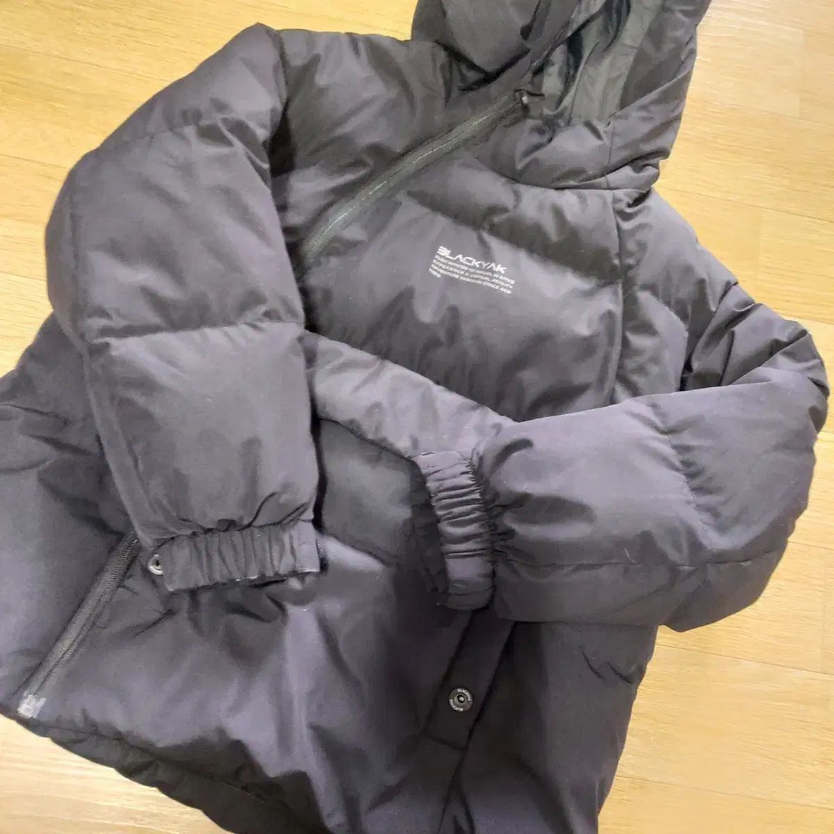 BLACK YAK ブラック ダウン