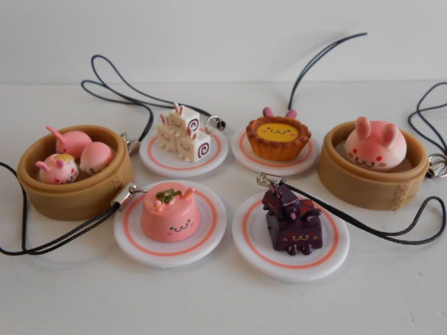 ♯Jpi08Uoうさデザートストラップ全9種 - メルカリ