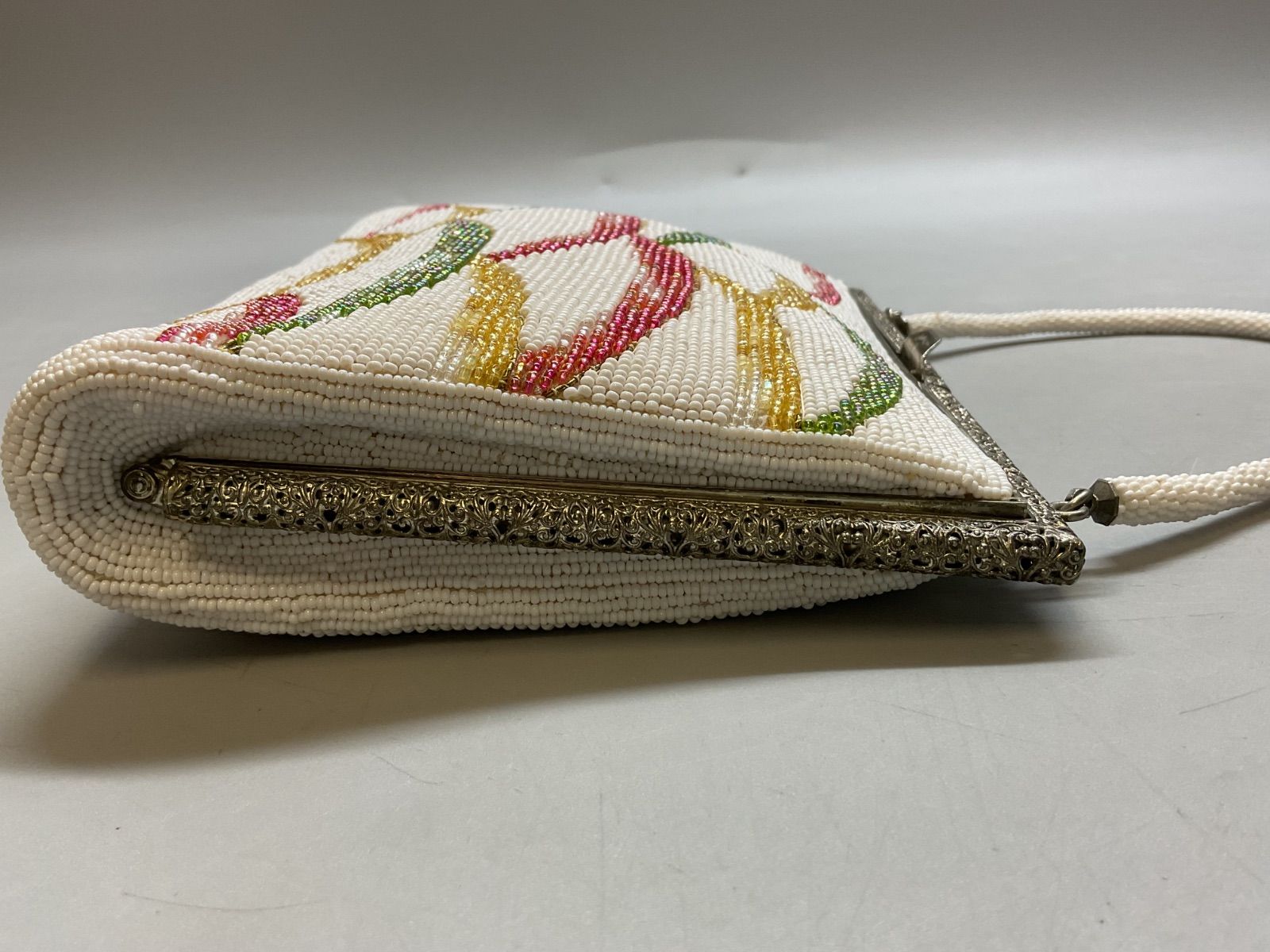 ホワイト がま口