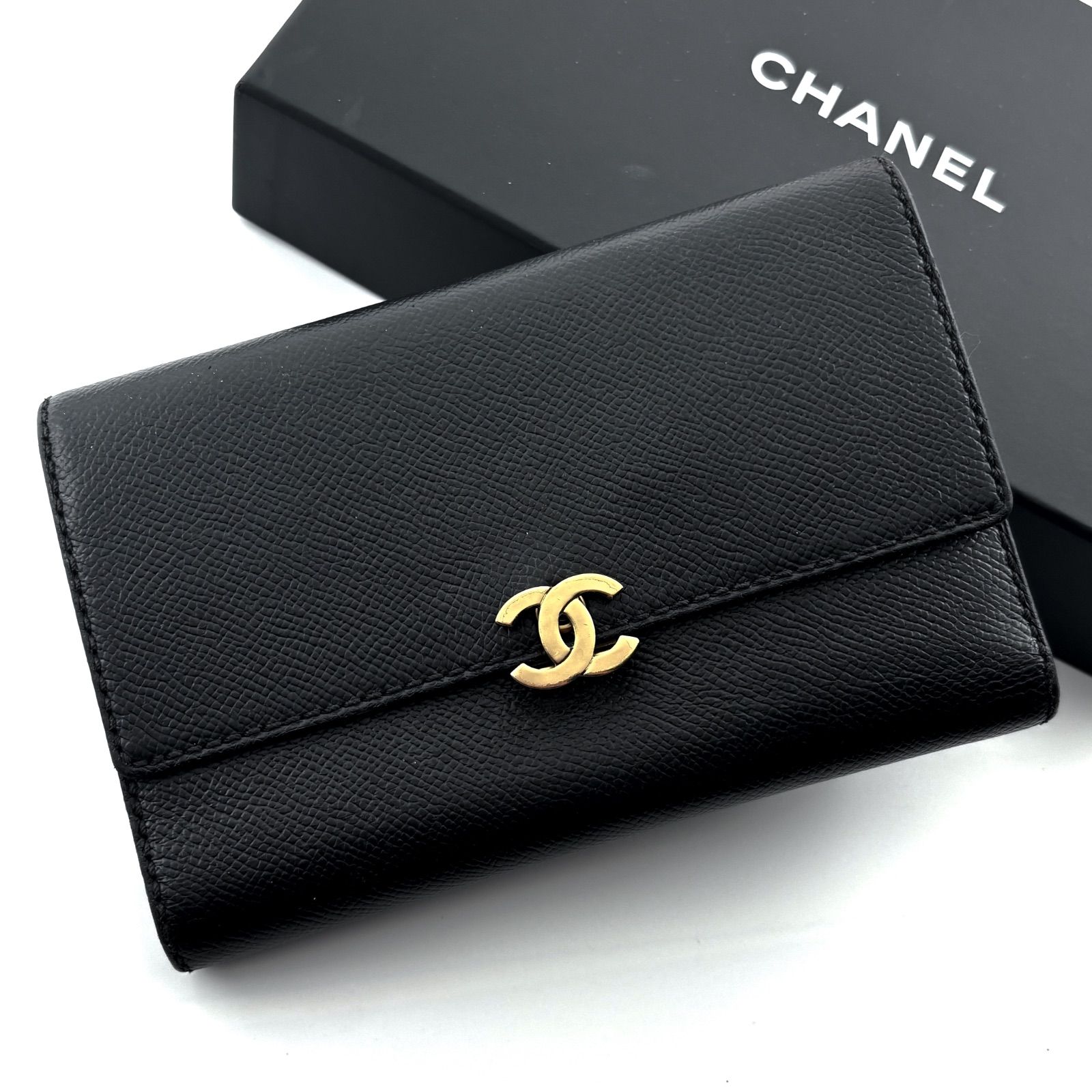 最終価格【美品✨】シャネル 財布 ココロック がま口 三つ折 極美品✨】シャネル 財布 ココロック 三つ折 がま口 附属有 - メルカリ