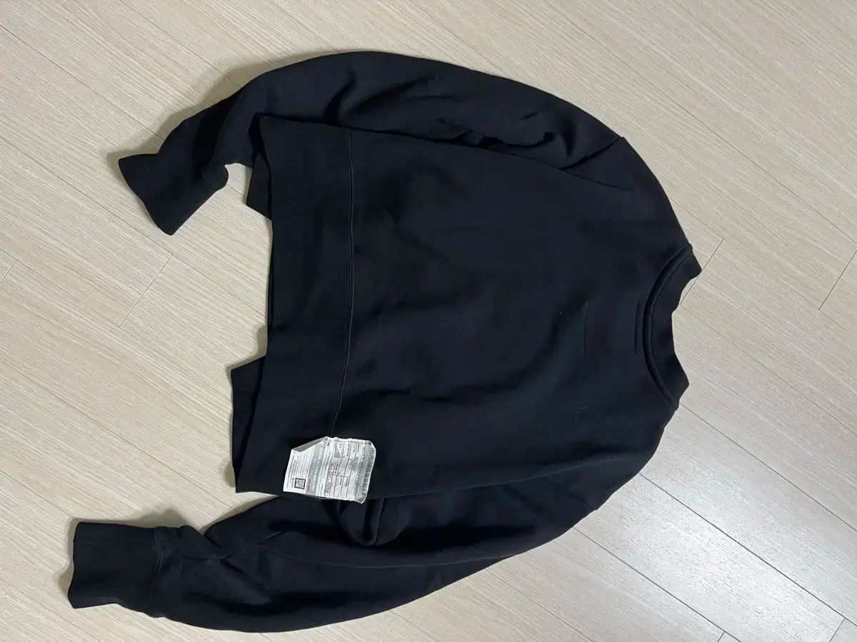 クロップド スウェット