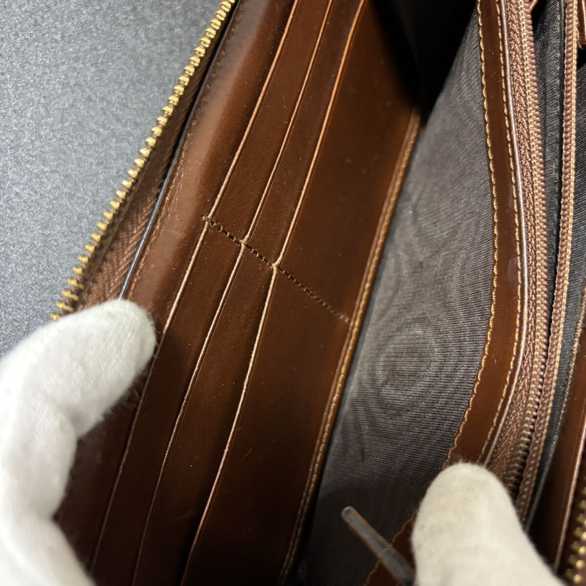 s22 グッチ GGスプリーム 長財布 ラウンドファスナー GUCCI ラウンド