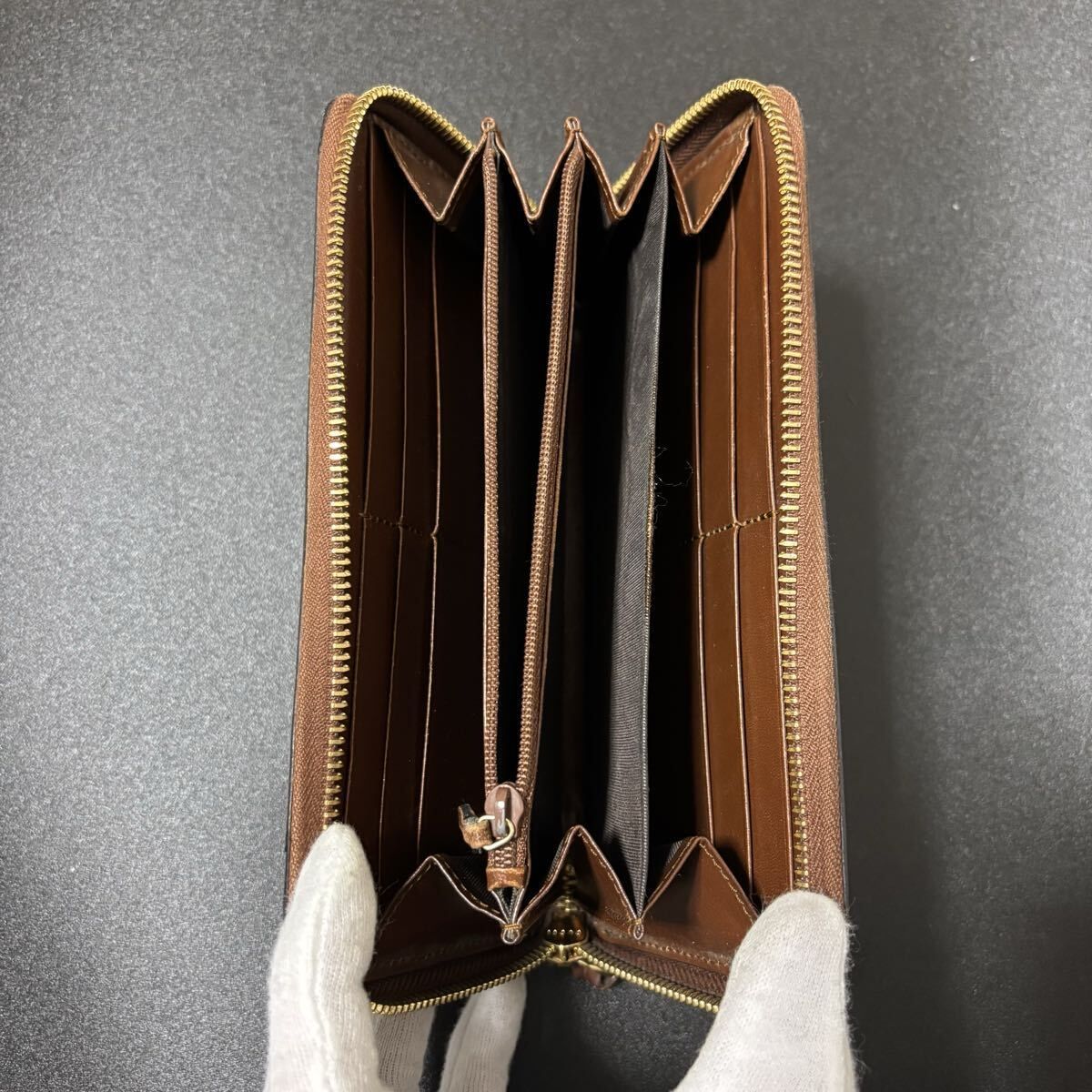 s22 グッチ GGスプリーム 長財布 ラウンドファスナー GUCCI ラウンド