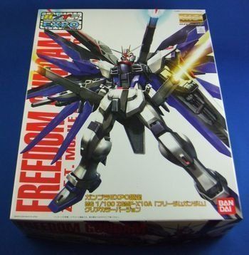 ガンプラEXPO MG 1 100 フリーダムガンダム クリア バージョン プラモデル