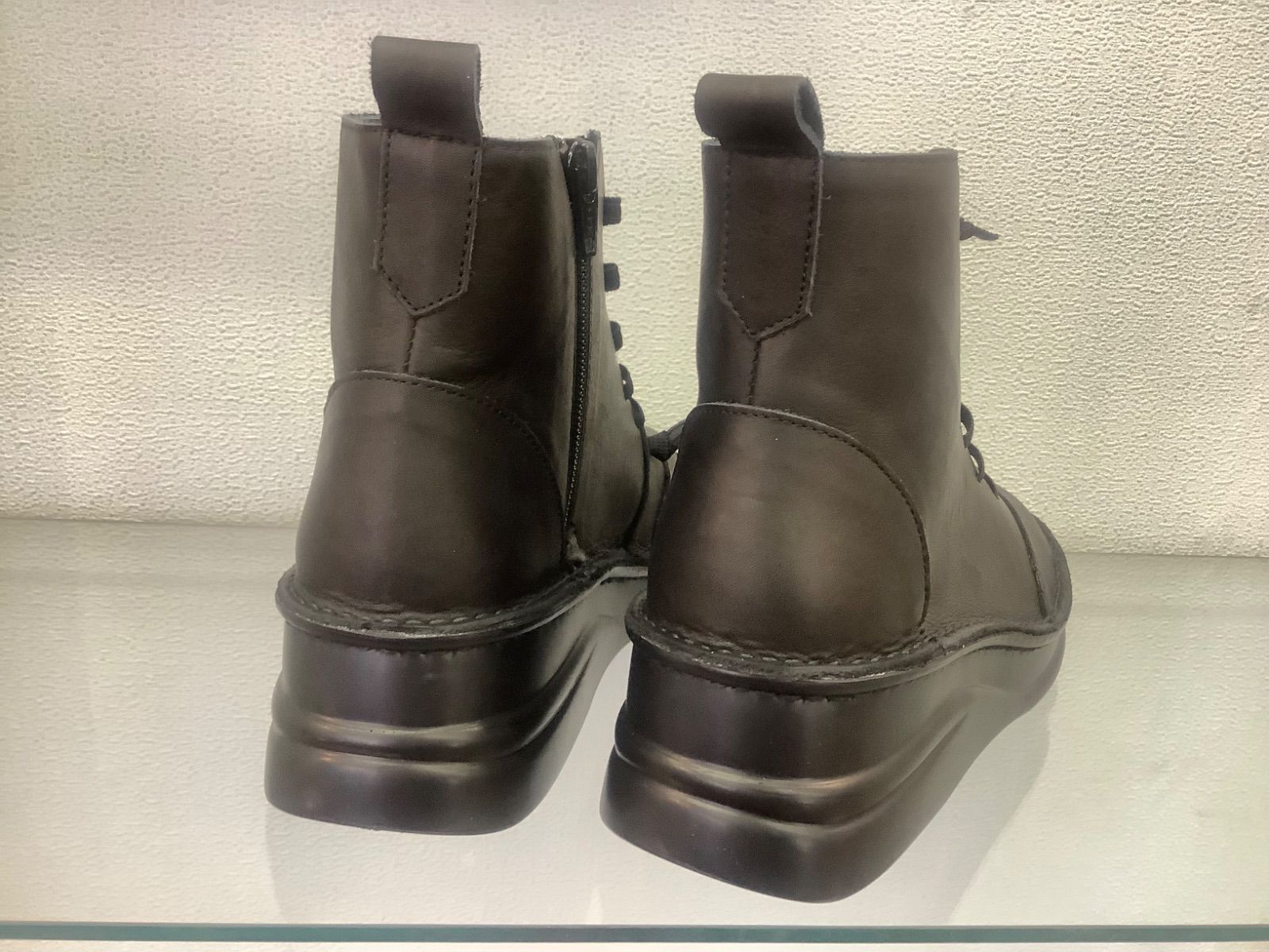 レディースブーツ シャープ84688ブラッククッションのいい靴