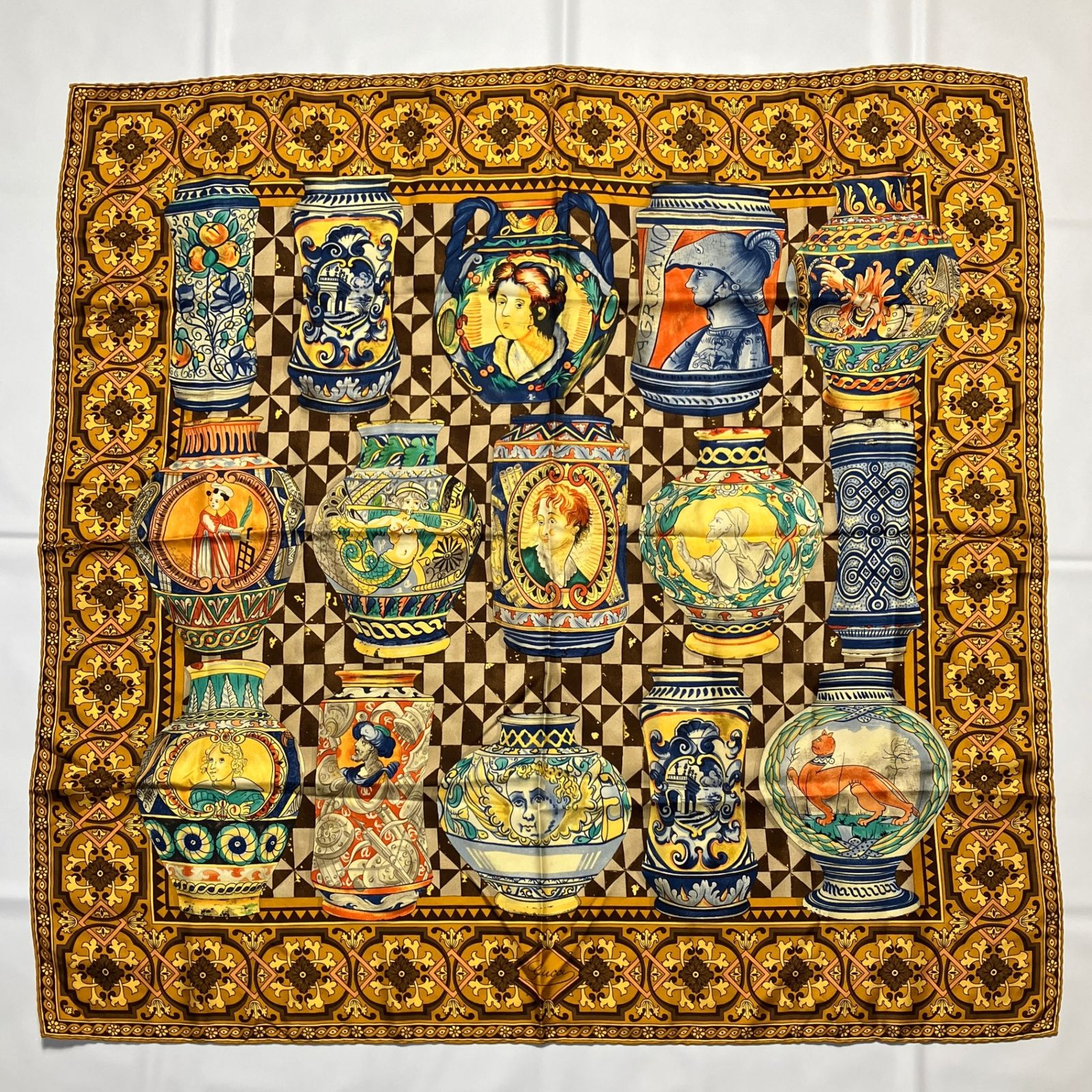 2510-3｜グッチ スカーフ シルク ブラウン系