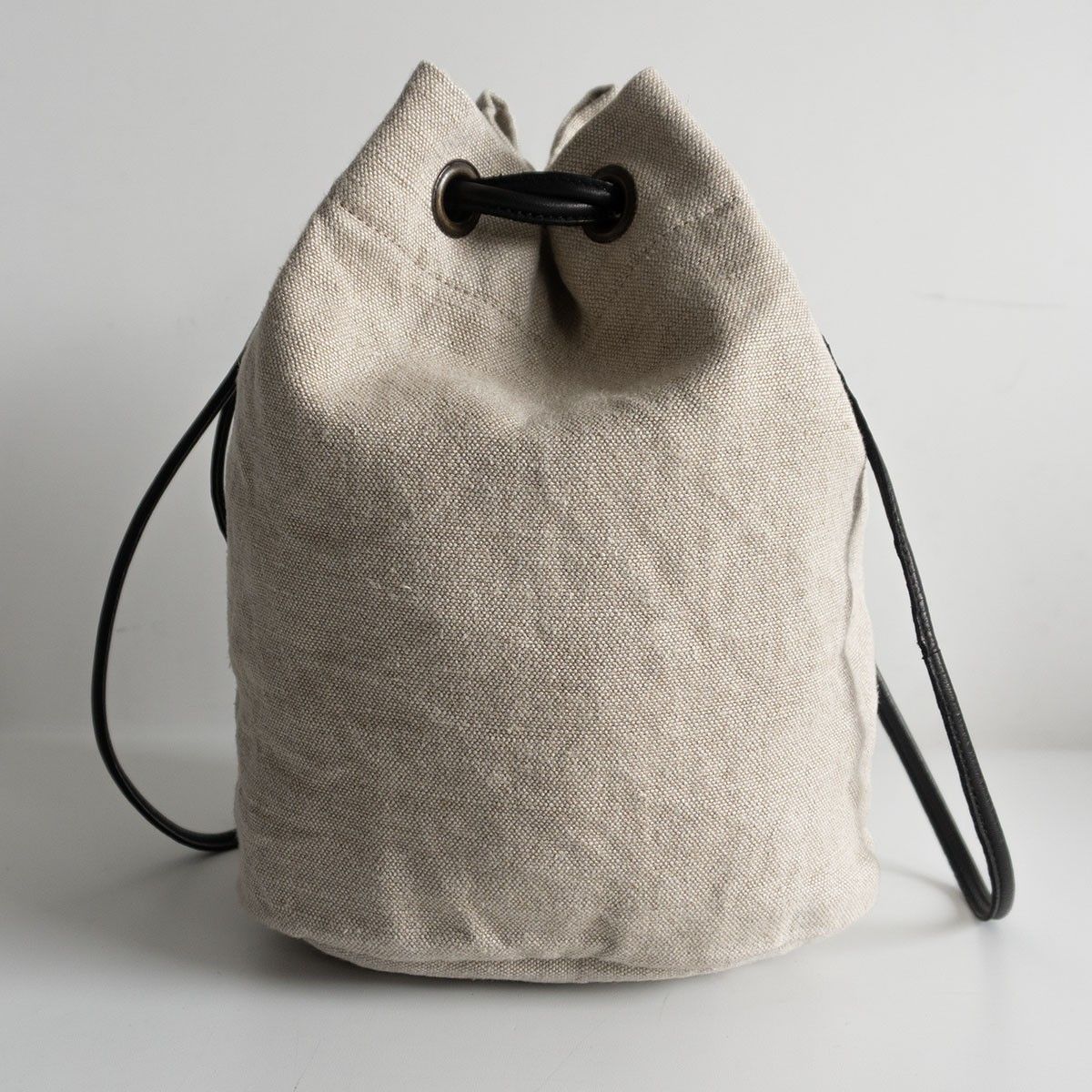 美品】 ARTS&SCIENCE 【Oval lantern bag】 アーツ＆サイエンス 