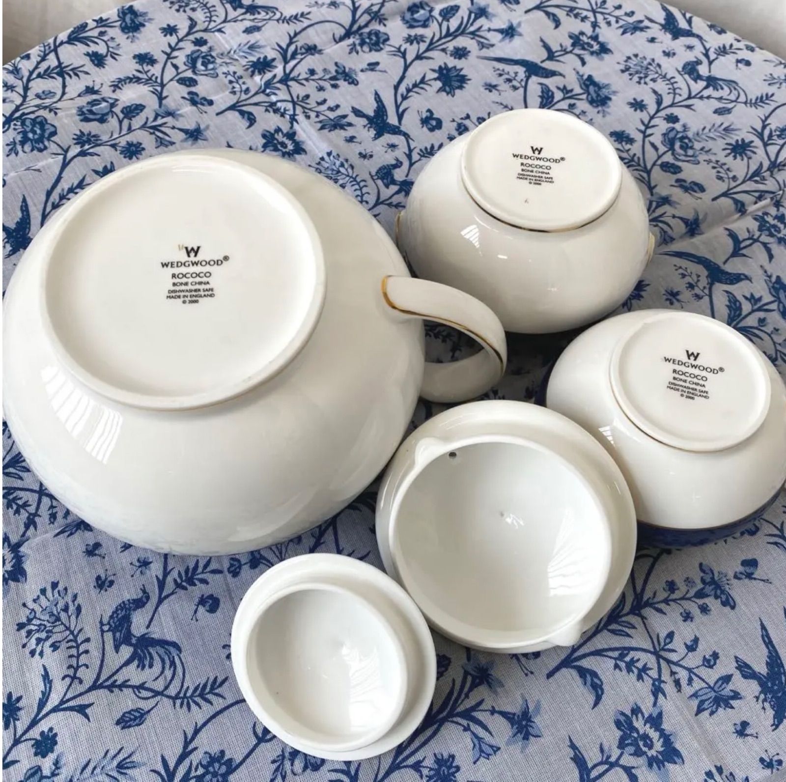 シュガーポット ミルクピッチャー