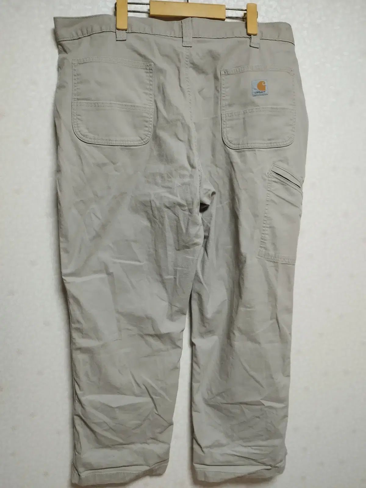 Carhartt カーハート ベージュ ワークパンツ (42x30)