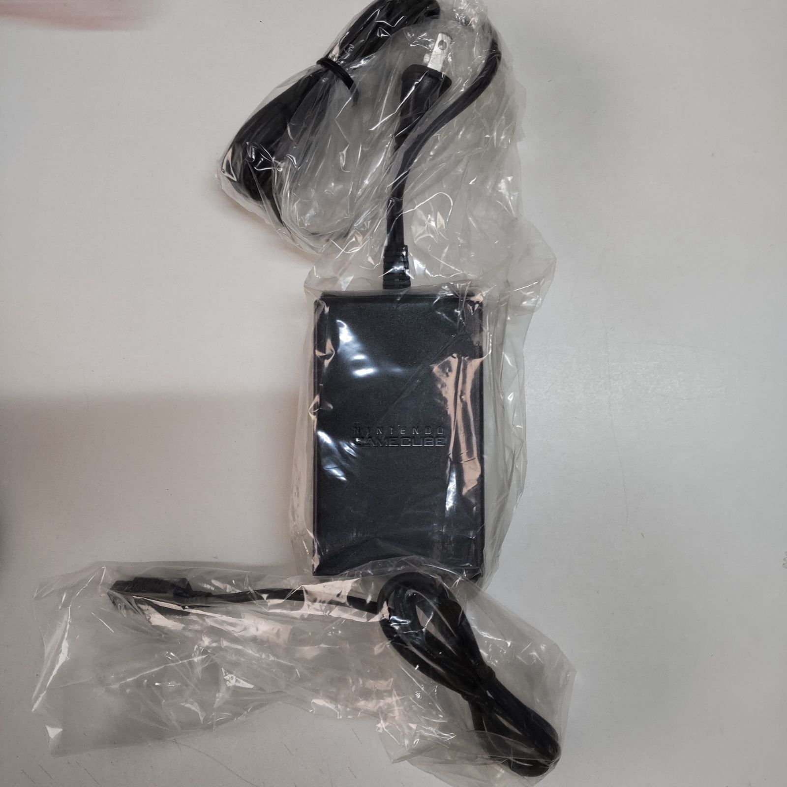  動作未 Nintendo Gamecube ニンテンドー ゲームキューブ 本体 バイオレット DOL 101 箱あり L 1473 本体 ゲームキューブ