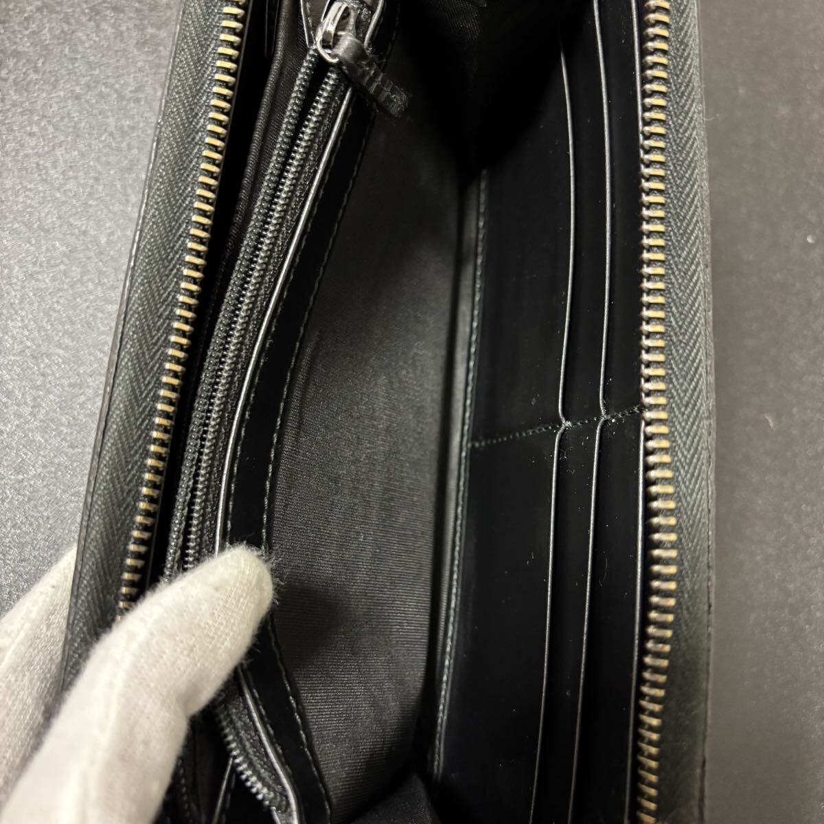s32 GUCCI グッチ グッチ シマ レザー ブラック 黒 長財布 ジップ