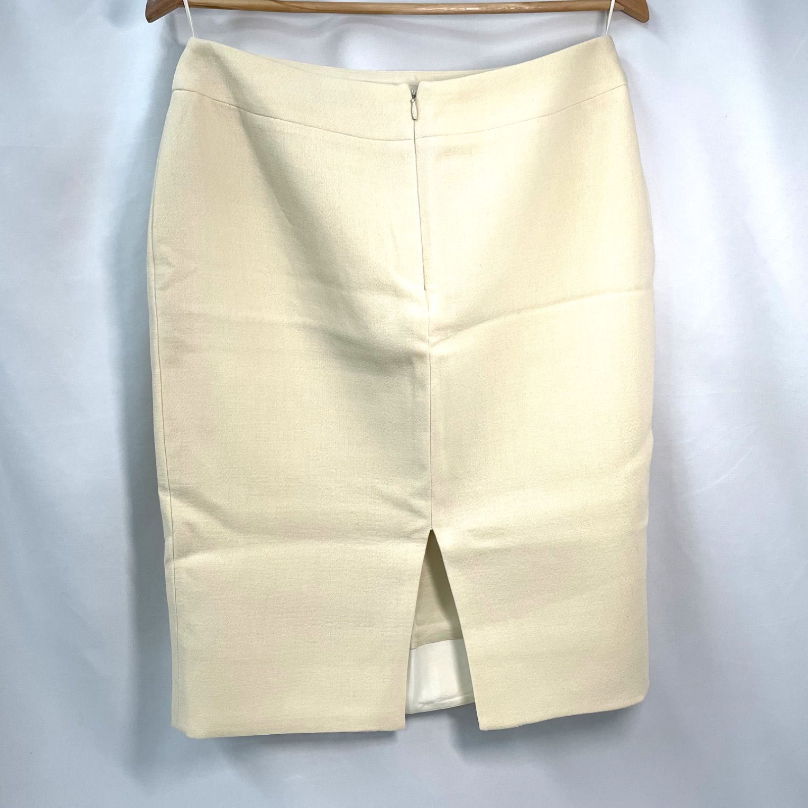 CHANEL シャネル ペンシルスカート アイボリー サイズ40 P34885V24910 17527