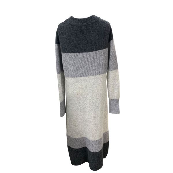 ニットワンピース