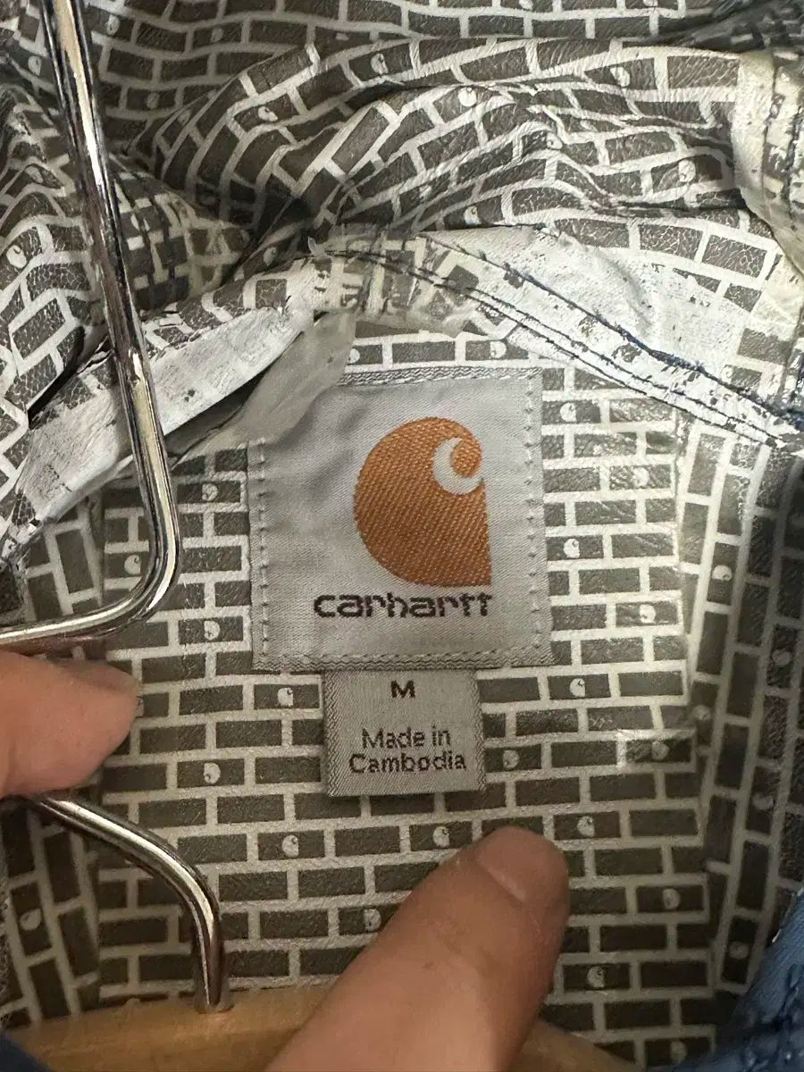 ウィンドブレーカー