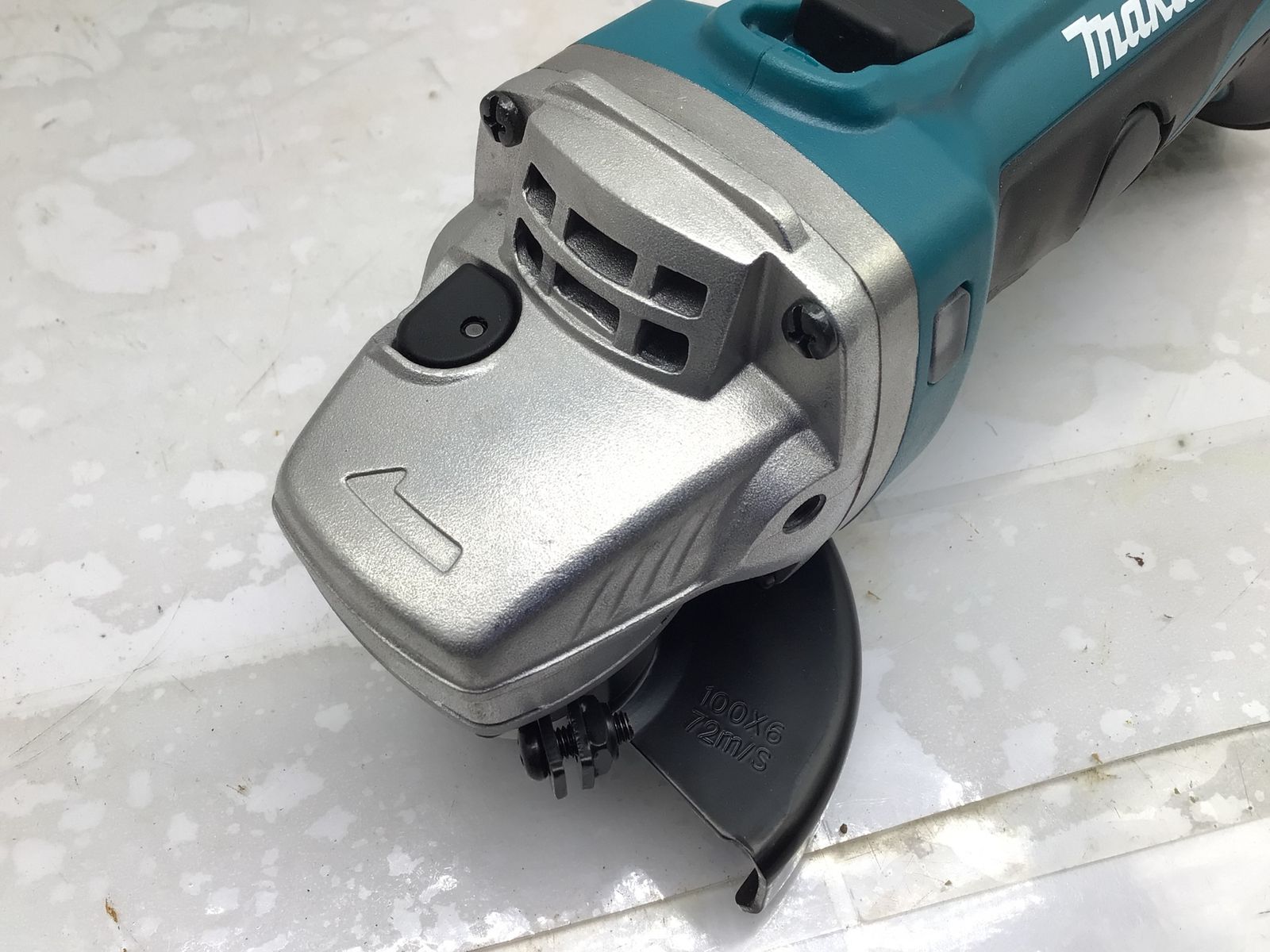 Makita マキタ 18v充電式ディスクグラインダ本体のみ GA402DZ ITU5WBS39RMF エコツール小牧ｲﾝﾀｰ店 M02 MERCADOAVALIA_COM_BR