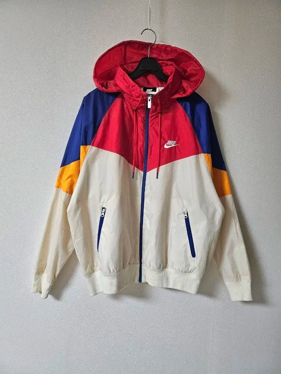 マルチ WIND AND WISH NIKE Mサイズ ユニセックス