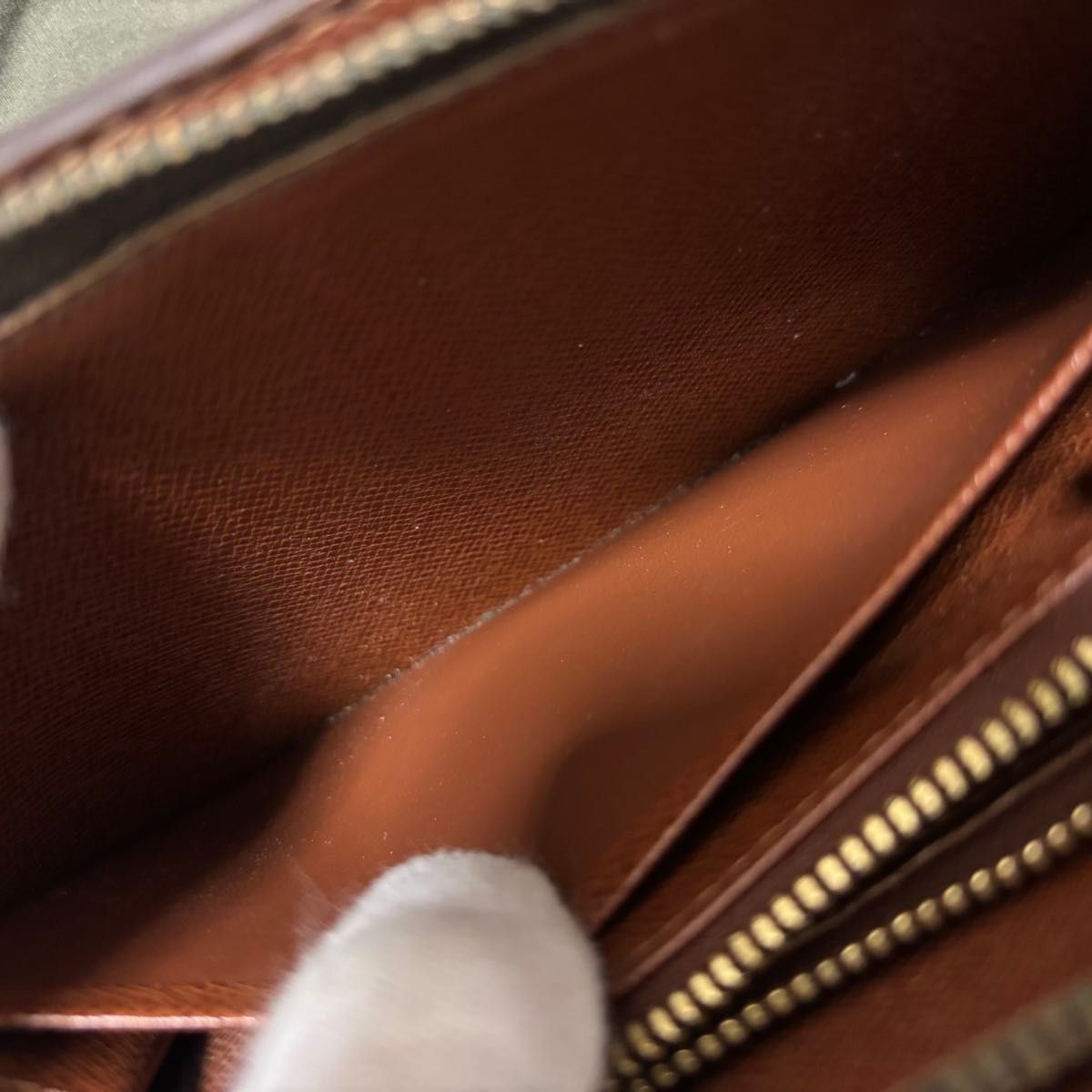 ポルトモネジップ ルイヴィトン