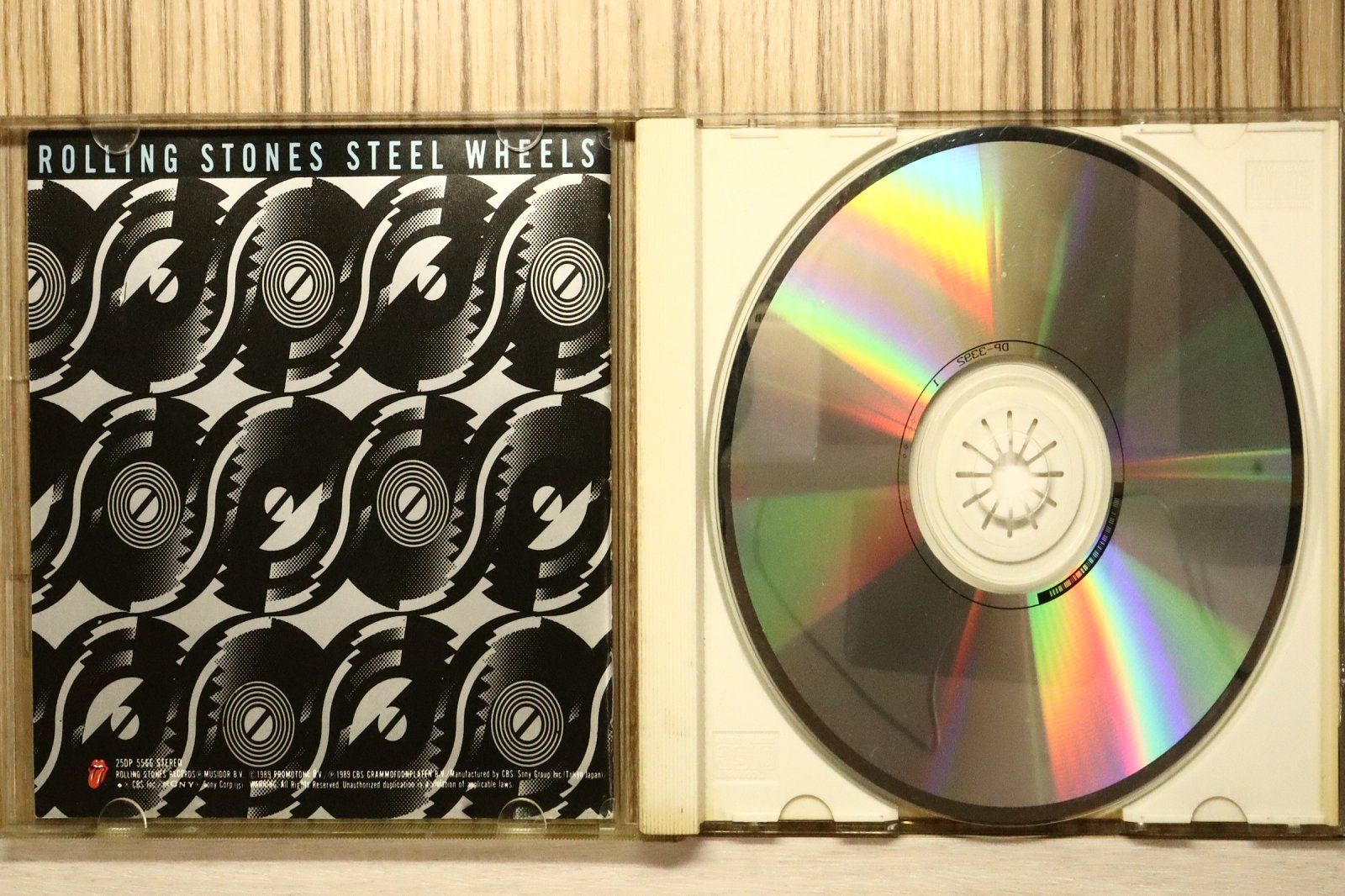 『ＲＯＬＬＩＮＧ・ＳＴＯＮＥＳ／ＵＮＤＥＲ・…』全４枚セットＤＶＤ国内盤【中古品 国内盤CD☆ザ・ローリング・ストーンズ/The Rolling Stones