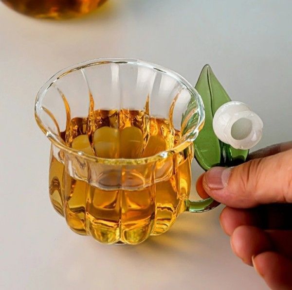 鈴蘭フラワー すずらん コップ 手作り ガラス グラス 湯 み 耐熱ガラス 片口 徳利 片口注器 ミルク ピッチャー 片口鉢 和食器 公道杯 茶海 喫茶店 WWW_OPDRERGINERDOGAN_COM