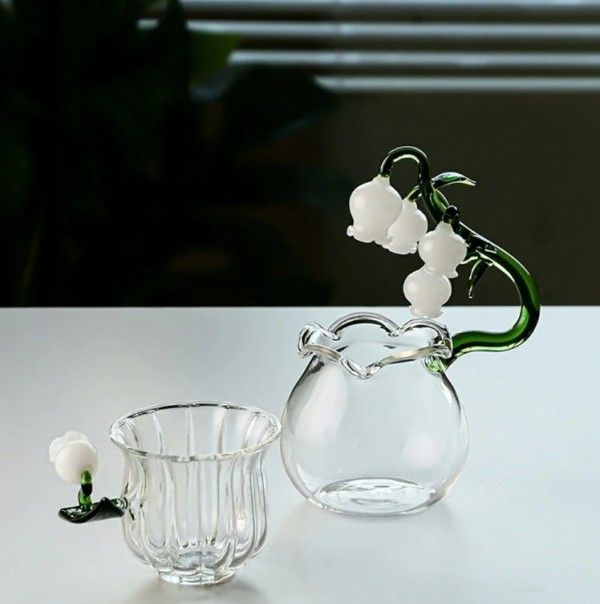鈴蘭フラワー すずらん コップ 手作り ガラス グラス 湯 み 耐熱ガラス 片口 徳利 片口注器 ミルク ピッチャー 片口鉢 和食器 公道杯 茶海 喫茶店
