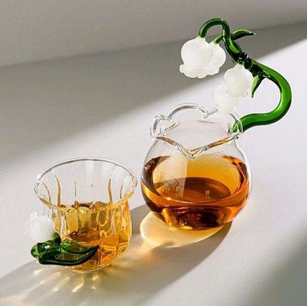 鈴蘭フラワー すずらん コップ 手作り ガラス グラス 湯 み 耐熱ガラス 片口 徳利 片口注器 ミルク ピッチャー 片口鉢 和食器 公道杯 茶海 喫茶店