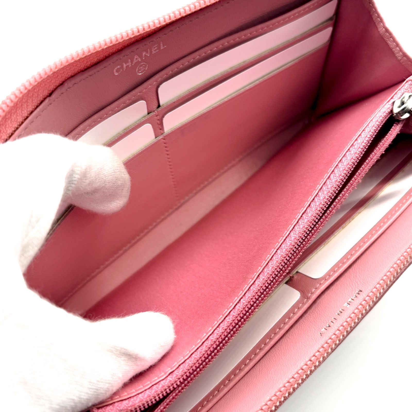 極美品✨】シャネル 長財布 カメリア 型押し ラウンドジップ PI - メルカリ