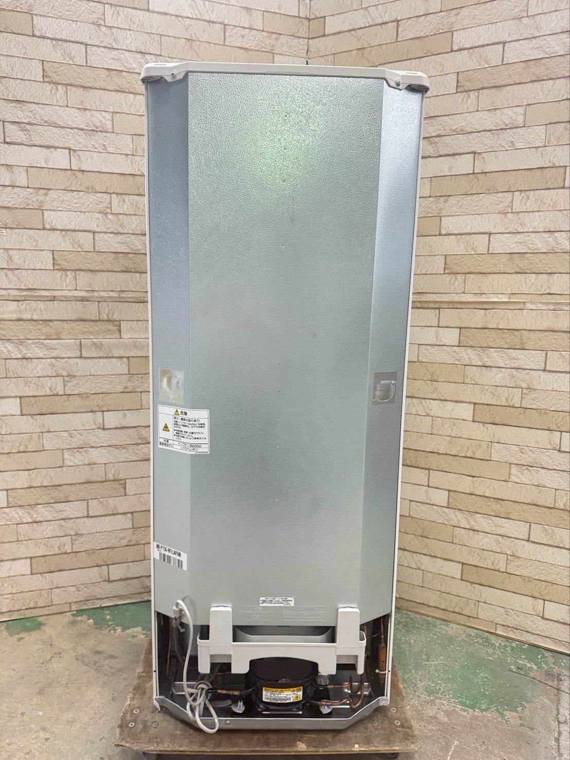 大阪送料無料☆3か月保障付き☆冷蔵庫☆三菱☆2ドア☆2022年☆MR-P15G