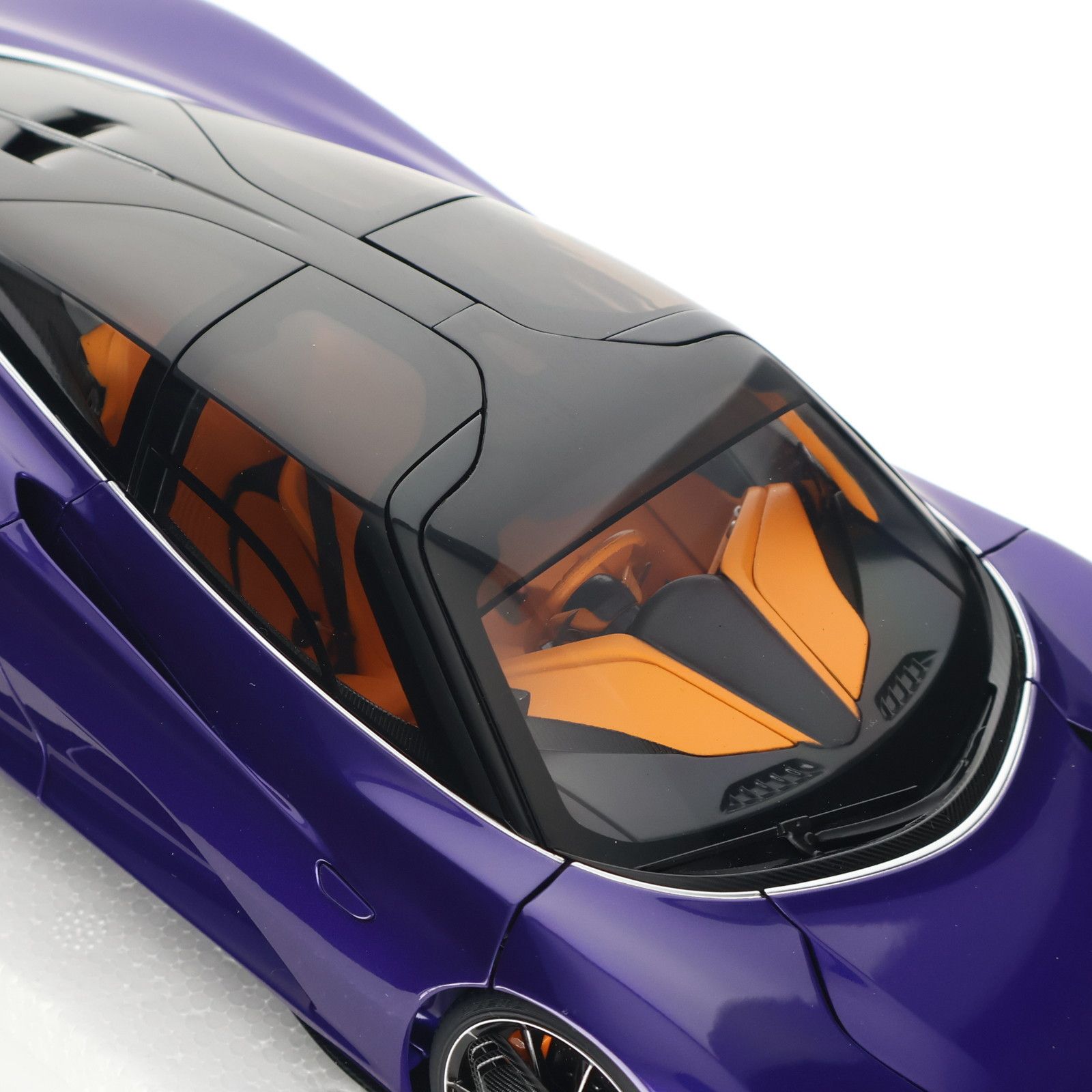 オートアート コンポジットモデルシリーズ 1 18 マクラーレン スピードテール メタリック パープル 完成品 ミニカー 76089 AutoArt