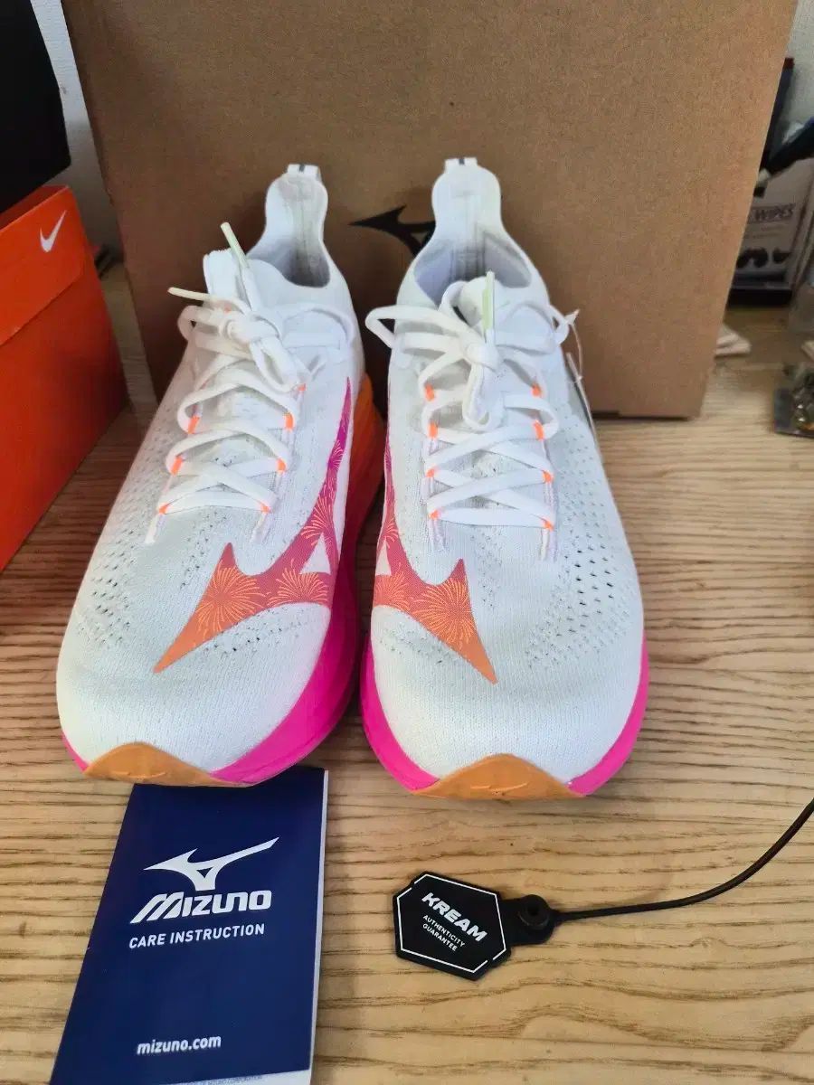 ミズノ NEOヴィスタ2 275サイズ ほぼ