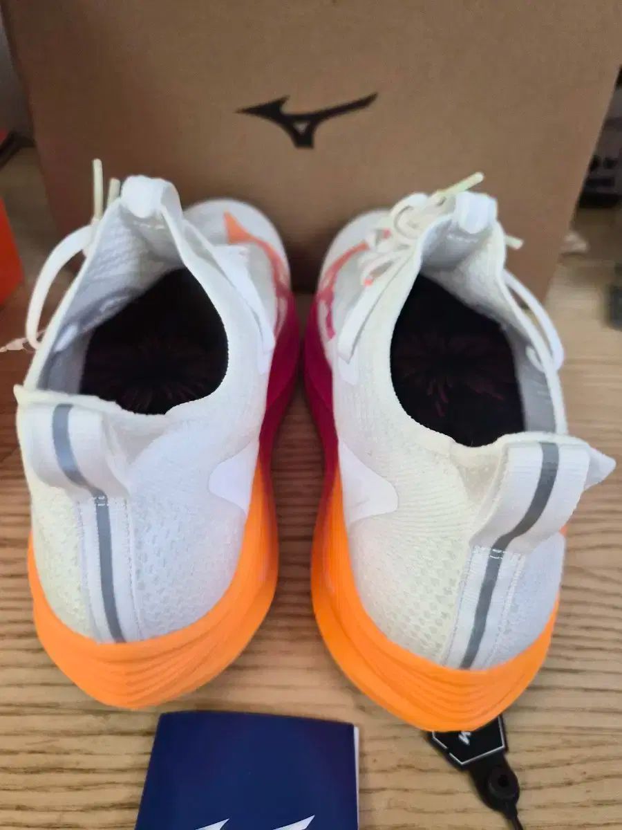  ミズノ NEOヴィスタ2 ほぼ その他 靴