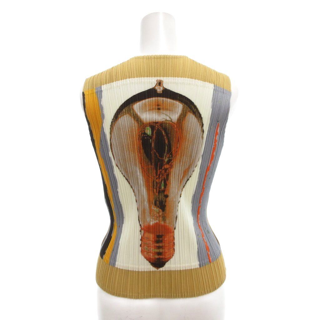 プリーツプリーズ PLEATS PLEASE イッセイミヤケ ベスト ジレ 3 プリーツ加工 電球 総柄 プリント ベージュ AE GY18