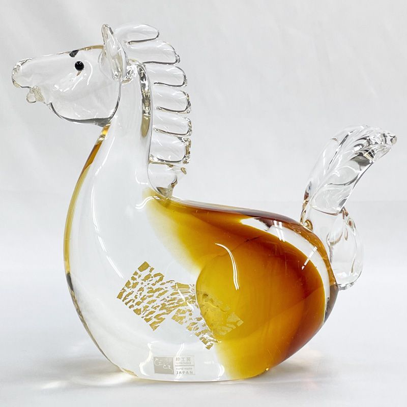  博多びーどろ粋工房 令和八年 干支 午 うま ガラス製 置物 SE 074 約20cm 17 5cm 山崎 真一作 うま年 午年 馬年 ウマ年 干支飾り 開運 新年 正月 縁起物 令和8年 R8年 フラワーアレンジメント 置物 インテリア小物