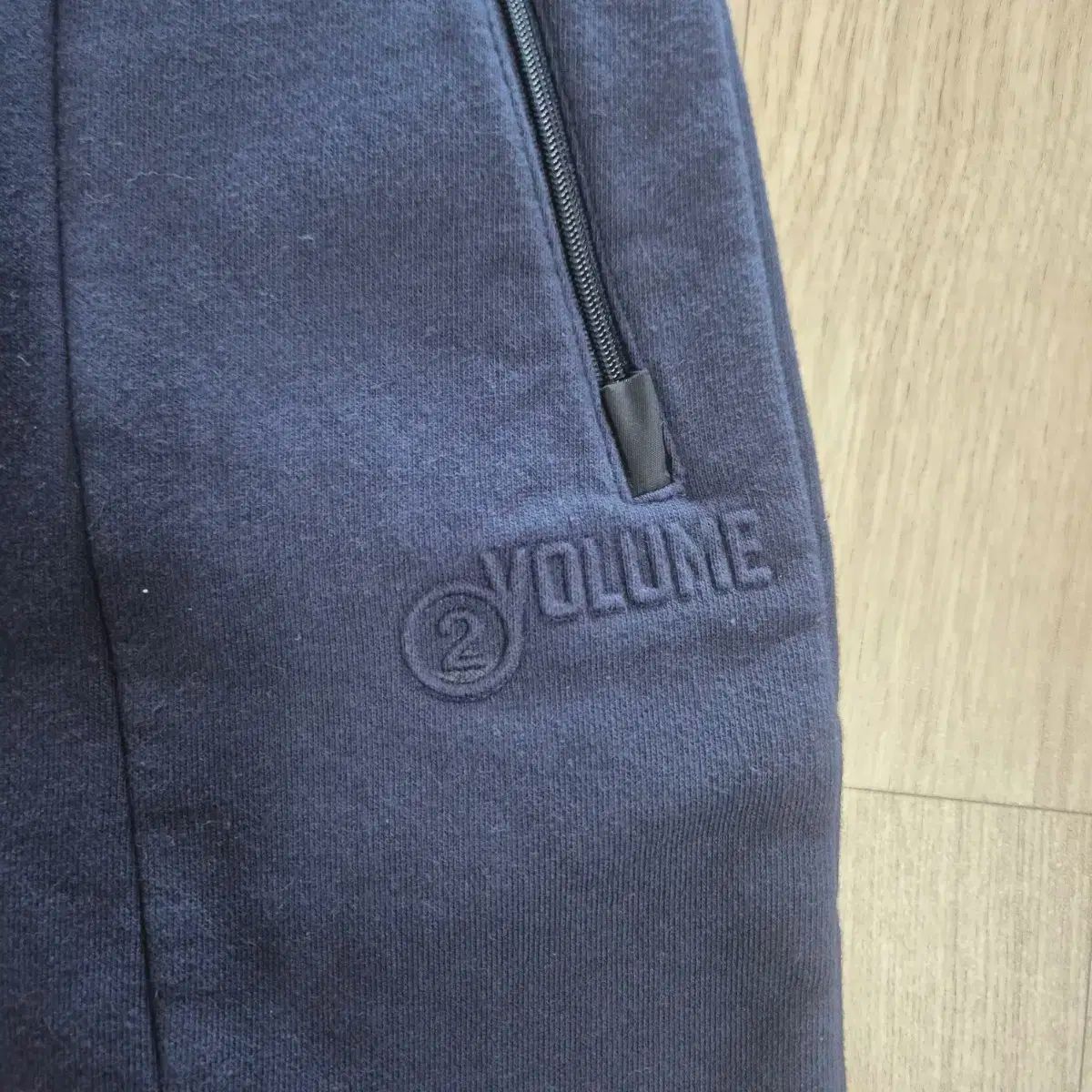 ネイビー 起毛トレーナー