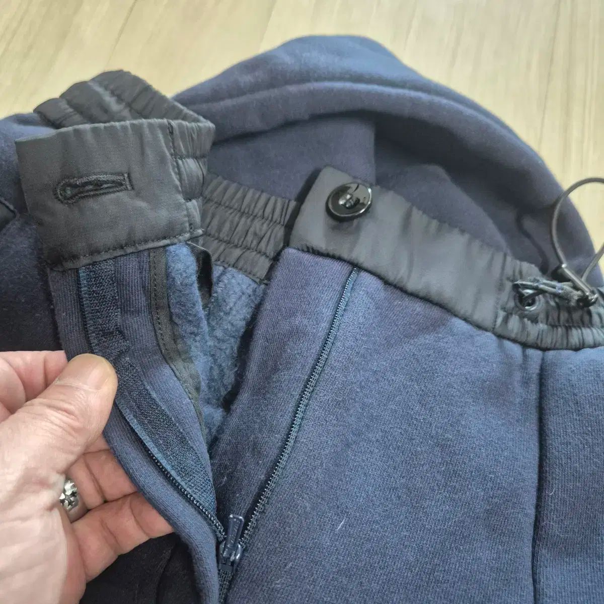 起毛トレーナー