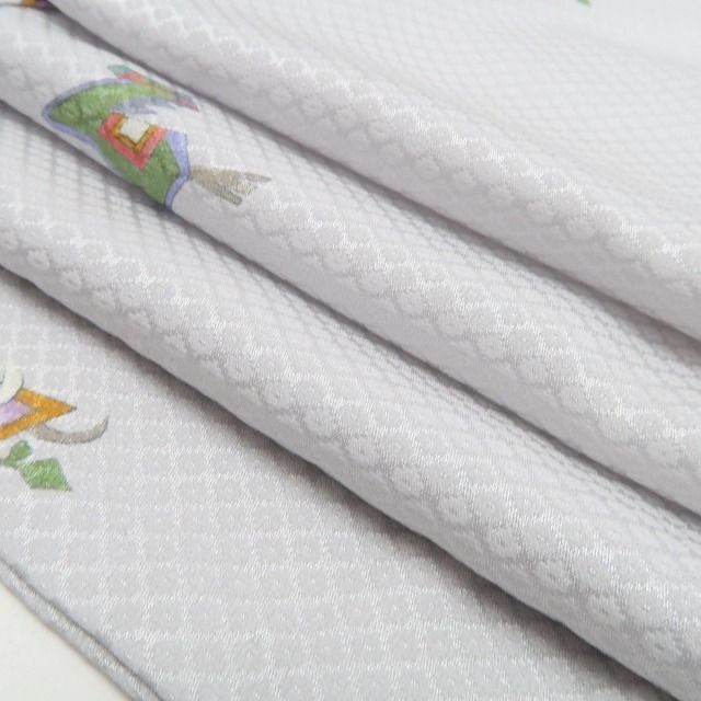 袖に覗く十二支で遊び心を纏う