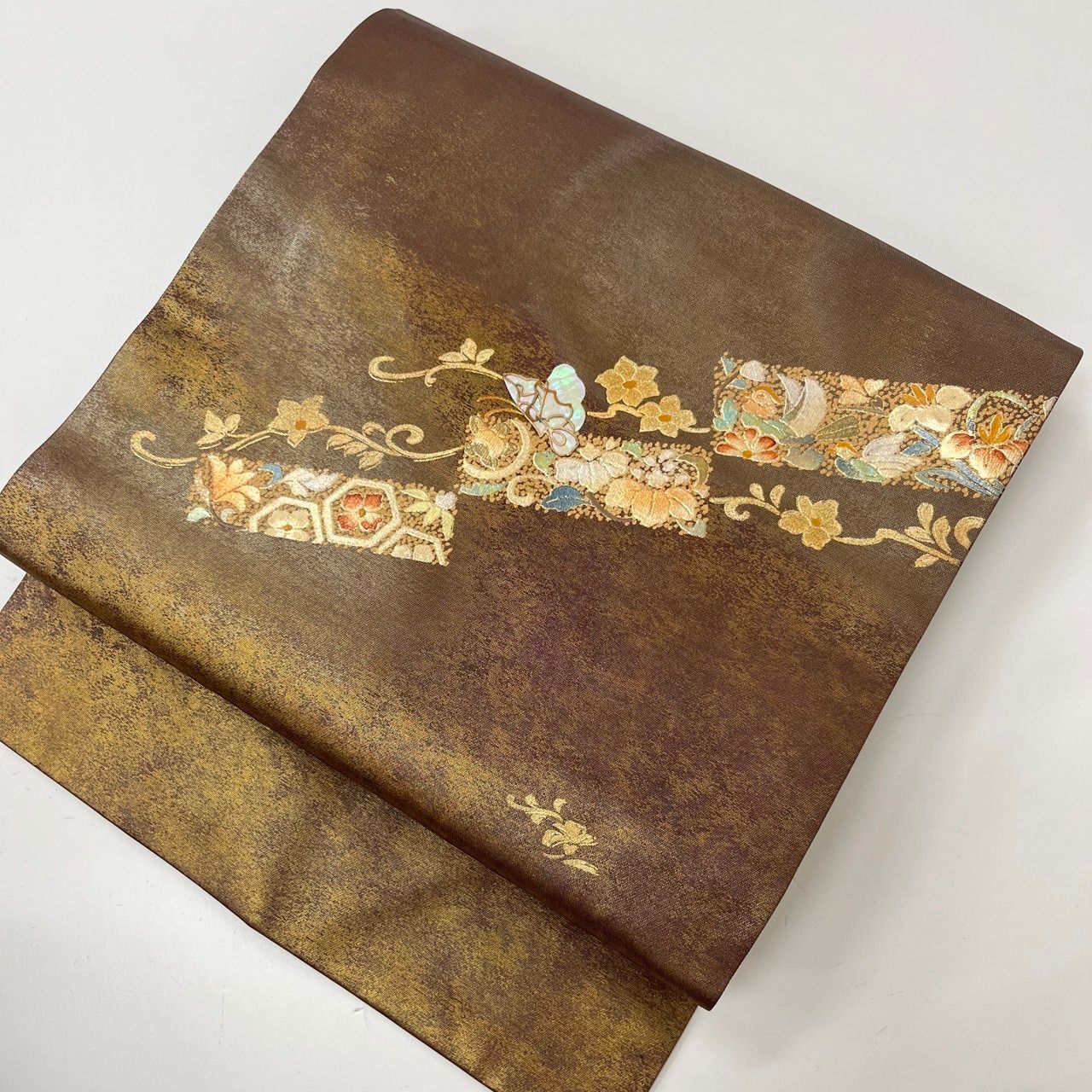 名古屋帯 螺鈿細工 螺鈿箔 金彩 上品な加工 九寸 正絹 着物 MA-1205