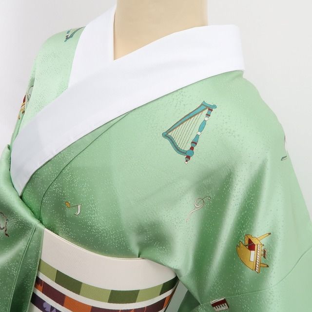 仕付け糸付 若竹色に奏でる小さなオーケストラ