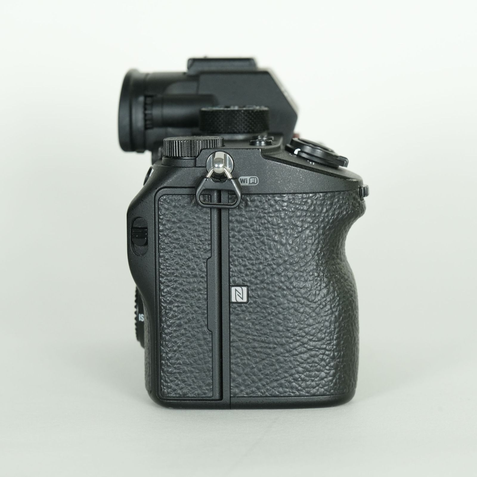 良品 | シャッター数46,880回｜スピードライト付] SONY α7R III（ILCE