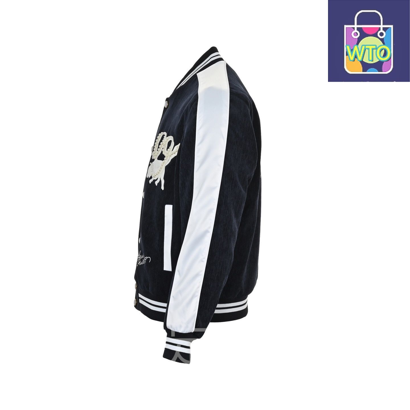 今日 Louis Vuitton ルイ ヴィトン 真珠スエード横須賀ジャケット 珠飾り刺繍で愛犬デザインを表現