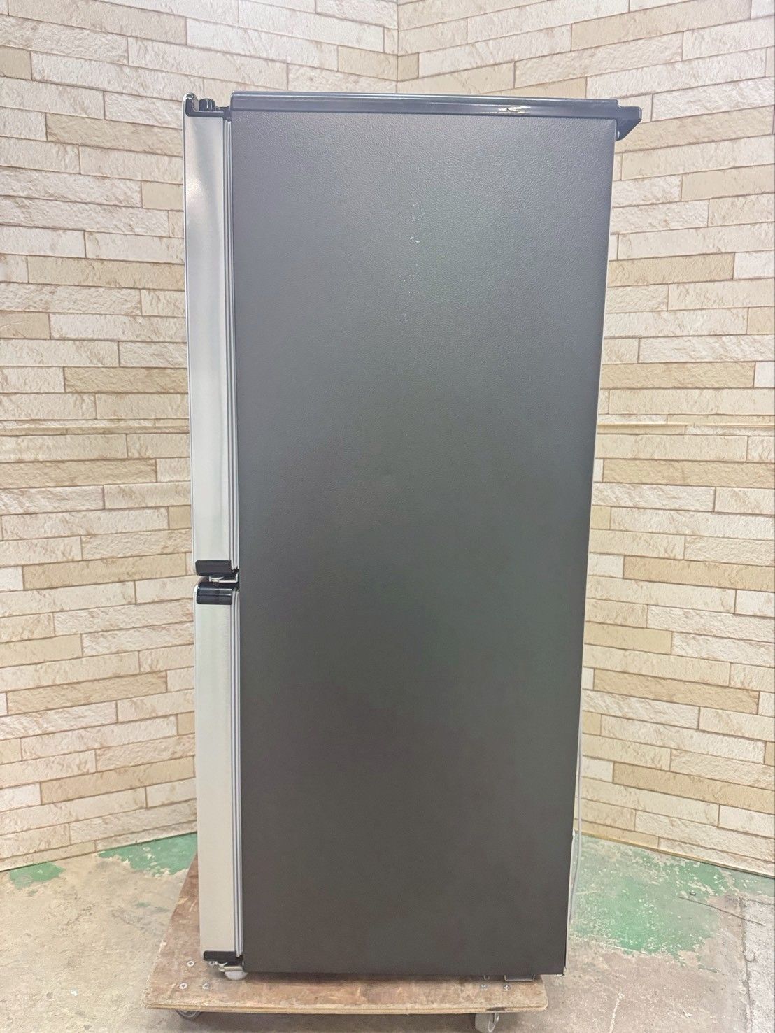 大阪送料無料☆3か月保障付き☆冷蔵庫☆ハイアール☆2ドア☆2022年☆JR