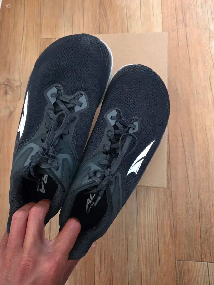 アルトゥラ トゥー リン 8 270 ワイド