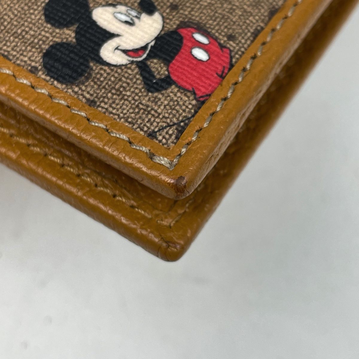 在庫一掃】 グッチ GUCCI マイクロGG柄 二つ折り財布 ディズニーコラボ