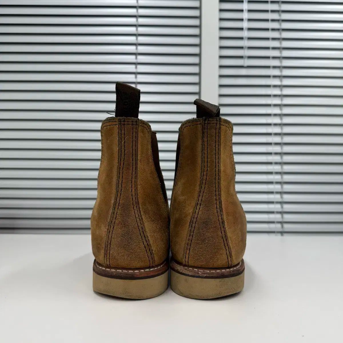 チェルシーブーツ