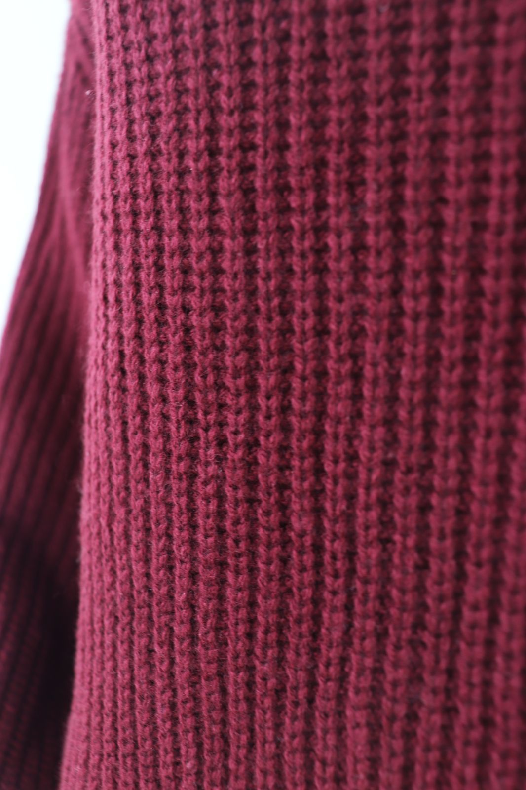 ハイネックニット