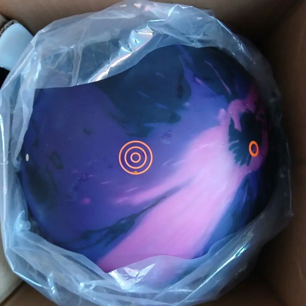 14パウンド エボナイト ザ ワン Pluto ボーリング 球