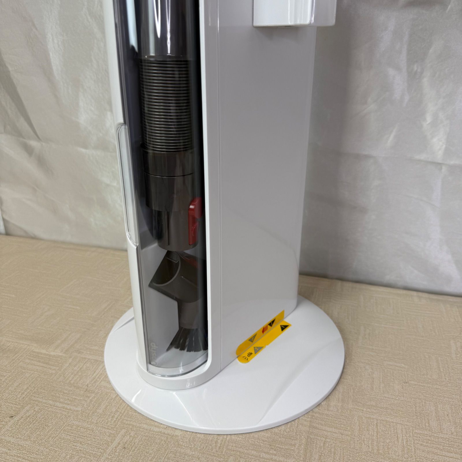 美品】ダイソン dyson SV12 V10 専用フロアドック - メルカリ