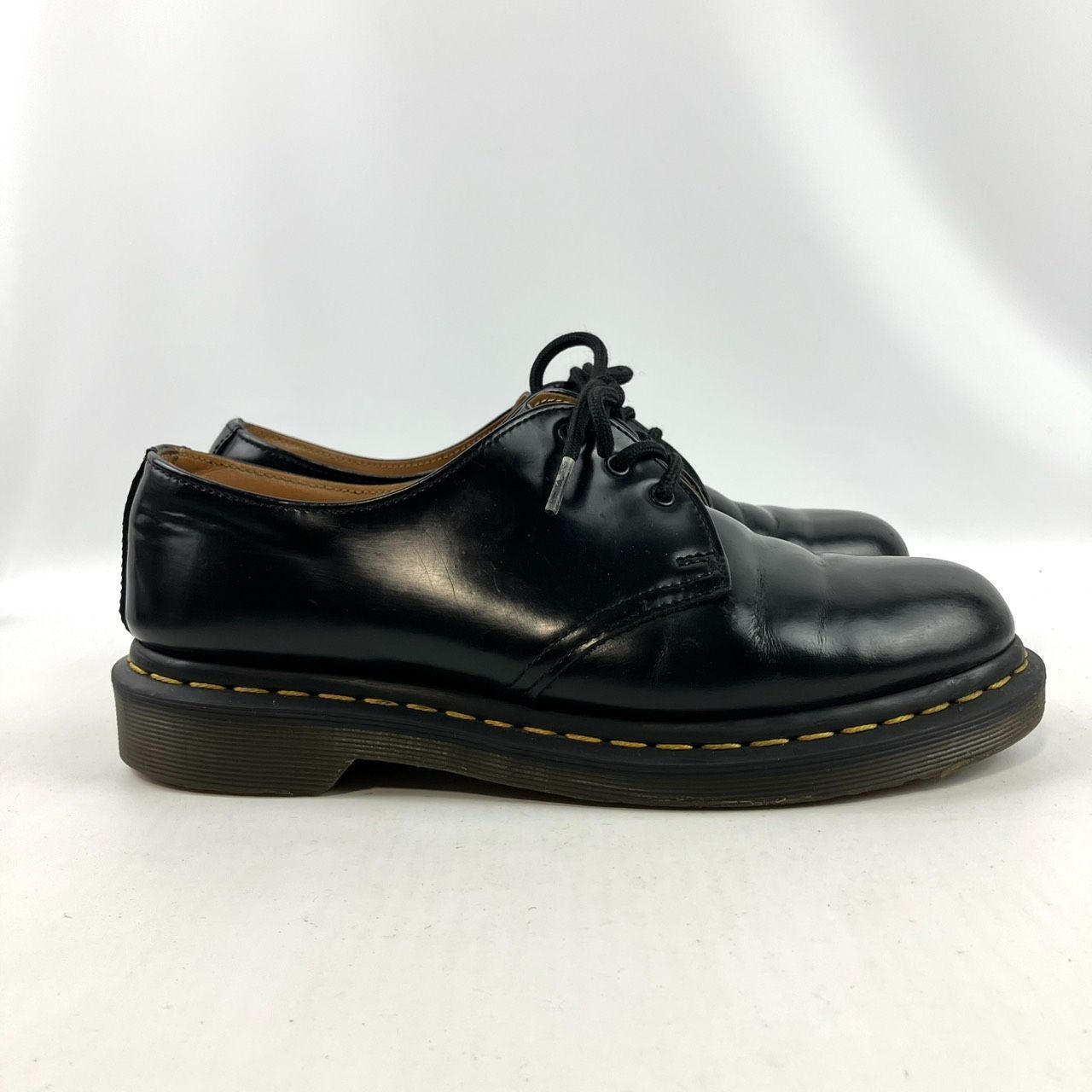 レザーシューズ