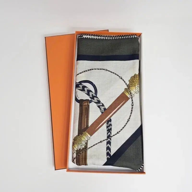  エルメス クリッククラック トライアングル 三角ショール カシミア シルク レディース スカーフ 07 バンダナ スカーフ 小物