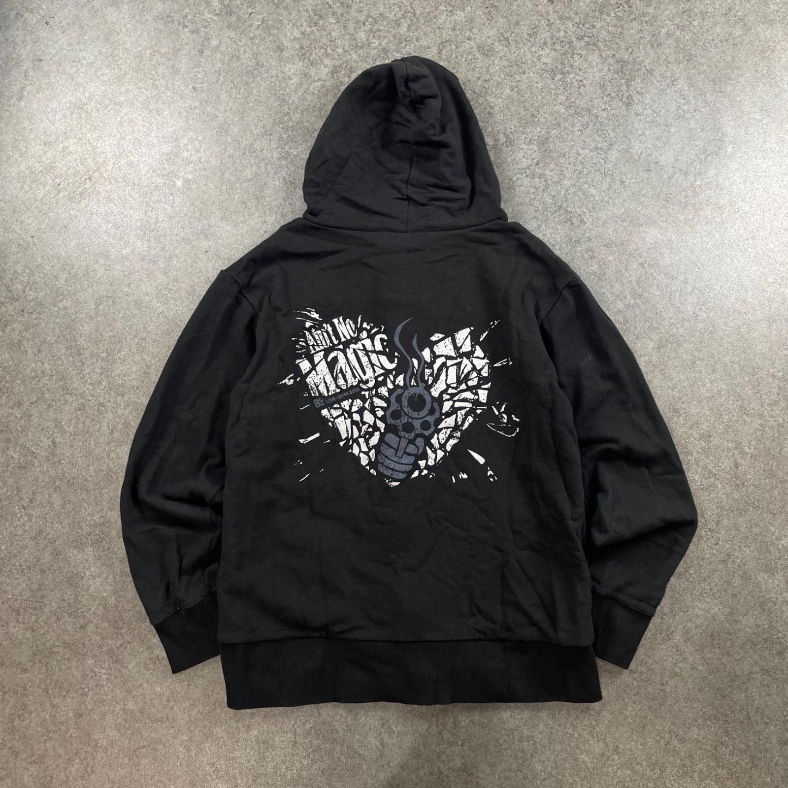 【未使用品】パーカー 黒 B'z LIVE-GYM 2001 長袖 プルオーバー 未使用品】パーカー 黒 B'z LIVE-GYM 2001 長袖 プルオーバー - メルカリ