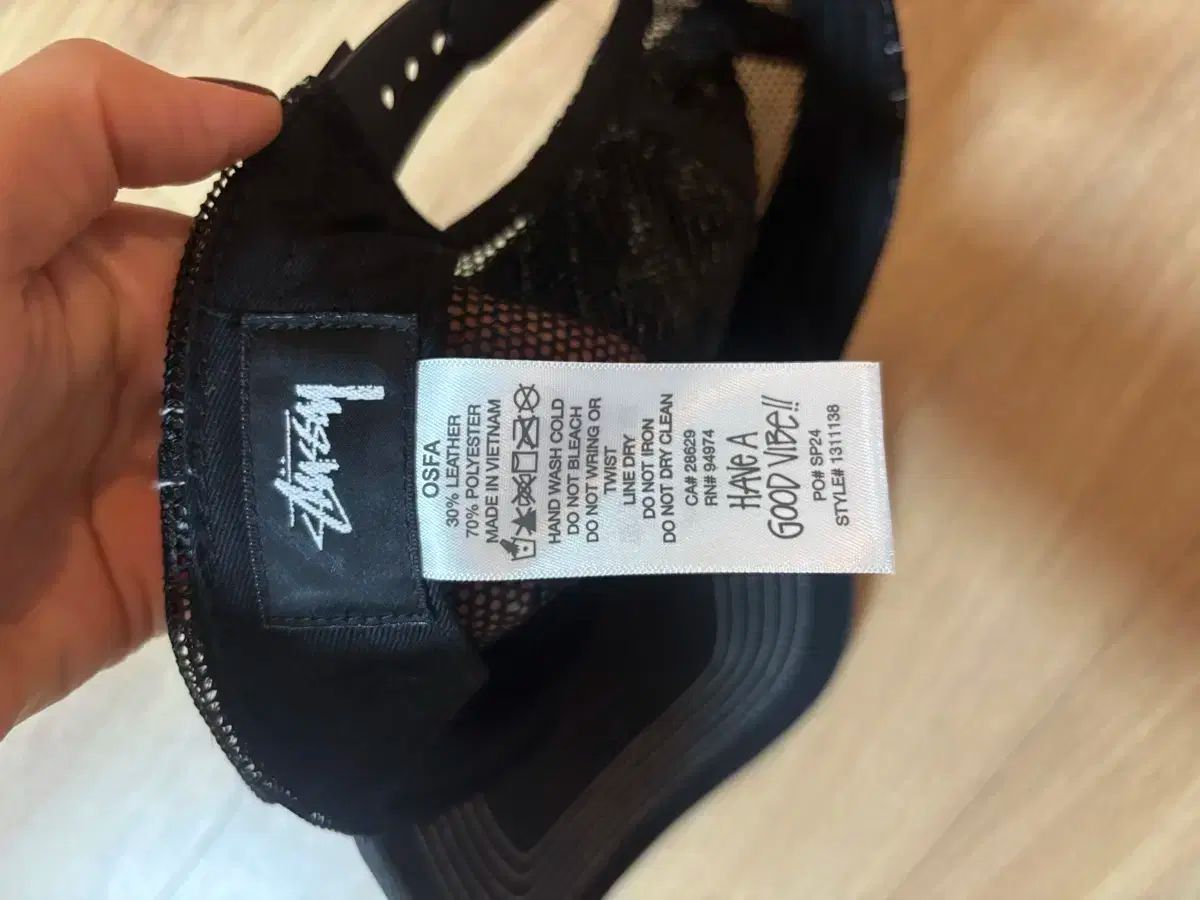 100％品質保証。 STU ブラック メッシュ キャップ 帽子 美味しい